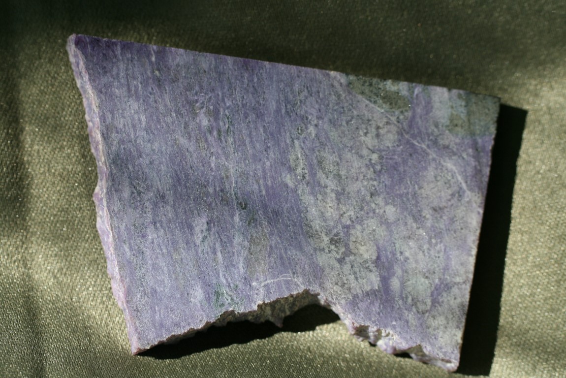 Charoite revealing of one's path, purging of inner negativity, protection 5041